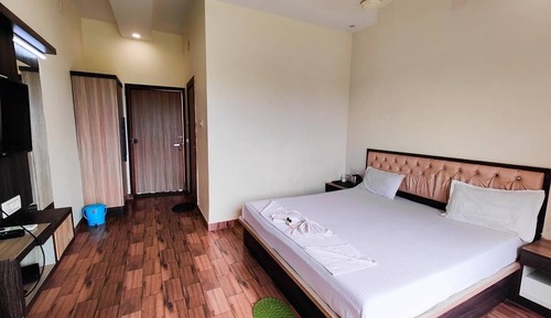 Executive Room, Lake View
