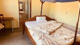 Economy Room, Balcony, Lake View