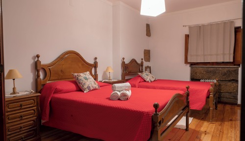 Traditional Cottage, 2 Bedrooms, Pets Allowed, Mountainside