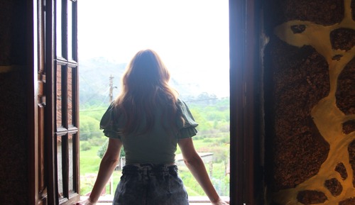 Traditional Cottage, 2 Bedrooms, Fireplace, Mountain View