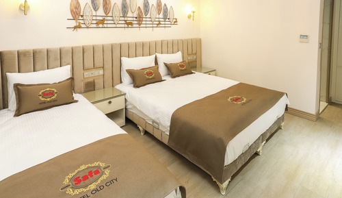 Comfort Triple Room
