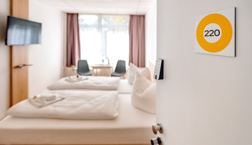 Classic Double Room, City View