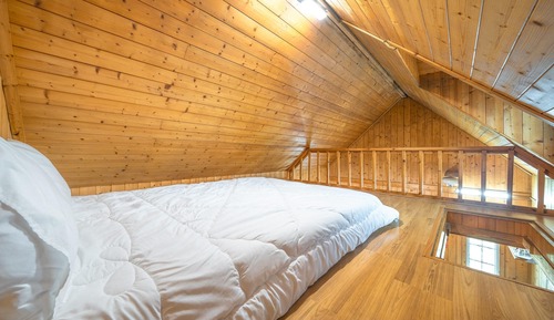 Basic Room, 1 Bedroom (Sapphire)