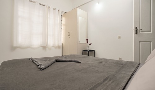 Comfort Apartment, Balcony, City View
