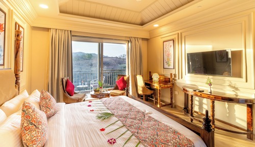 Superior Room, Valley View