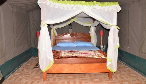 Single Room, Balcony