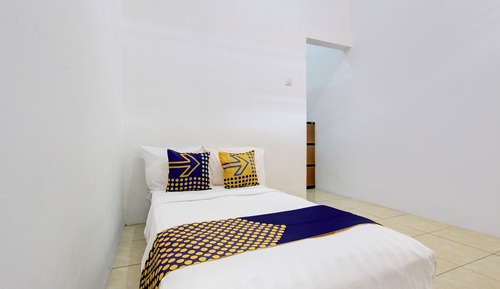 Basic Double Room