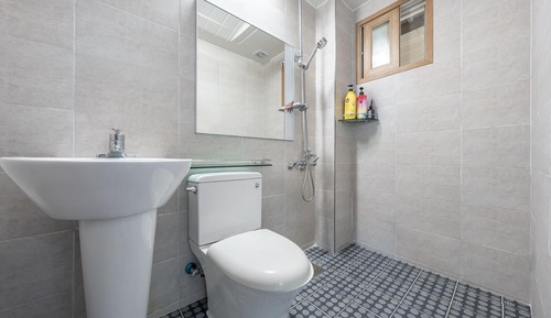Basic Room, 1 Bedroom (Room 101)