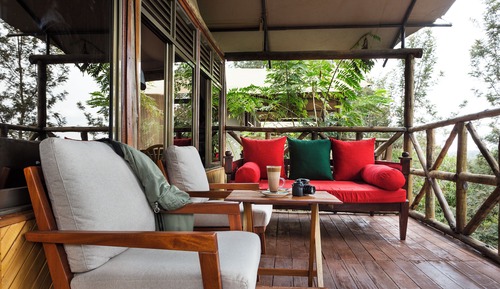 Executive Tent, River View