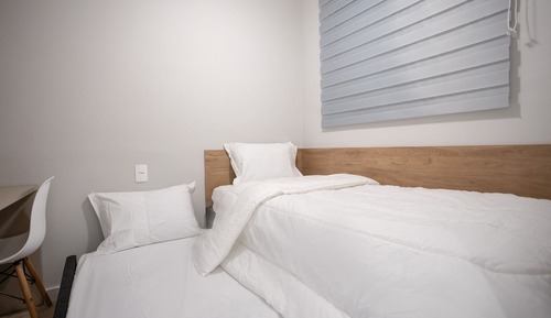 Basic Apartment
