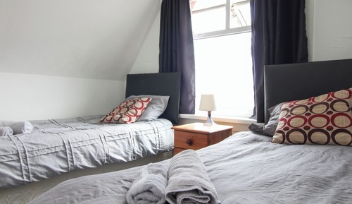 Basic Triple Room