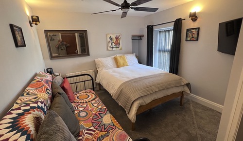 Superior Triple Room, Ensuite, Mountain View