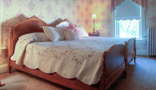 Honeymoon Room