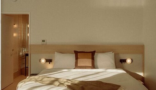 Premium King Suite