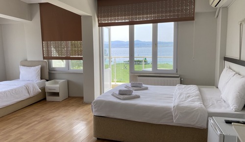 Basic Triple Room