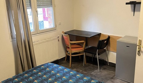 Basic Room, City View