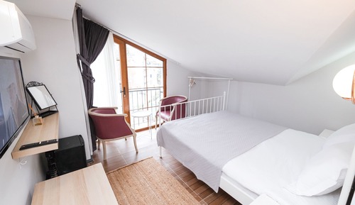 Classic Room