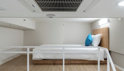 Superior Twin Room (City View)