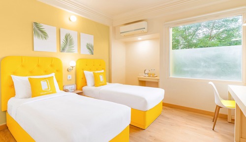 Standard Twin Room