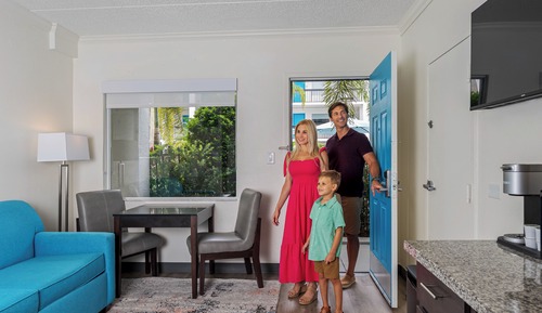 Double Queen Suite