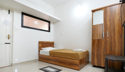 Deluxe Single Room
