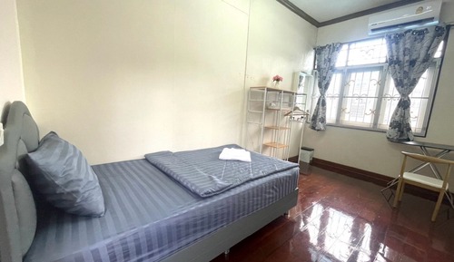 Room, Shared Bathroom