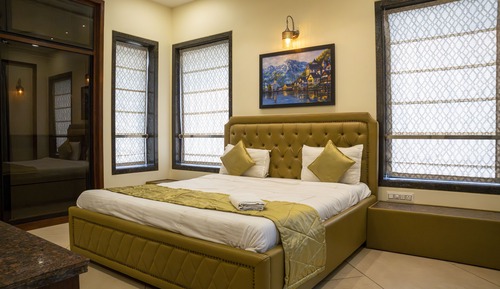 Seven Bedroom Villa
