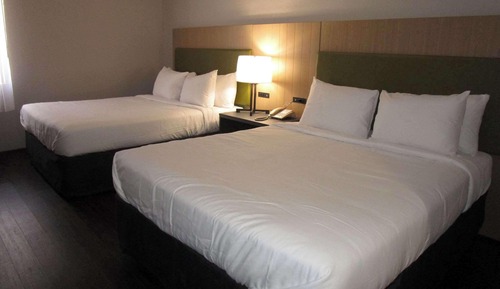 Standard Room, 2 Queen Beds, Non Smoking
