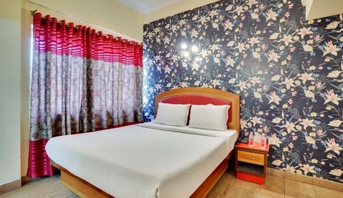 Deluxe Room, City View