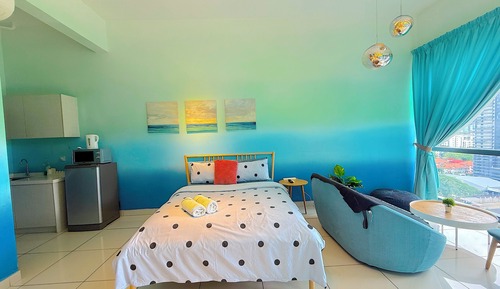 Family Studio, 1 Queen Bed, Refrigerator & Microwave, City View