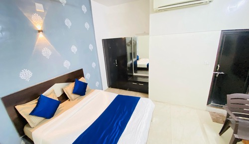 Deluxe Room, 1 Double Bed, City View