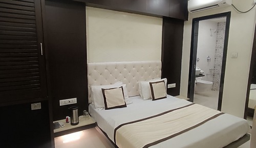 Superior A/C Room