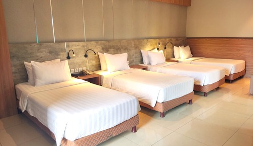 Deluxe Quadruple Room