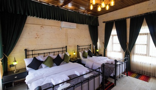 Basic Triple Room