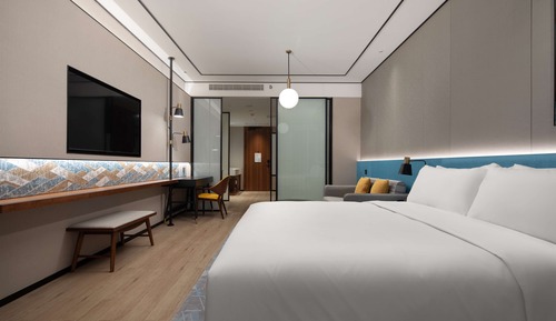 Deluxe Room, 1 King Bed