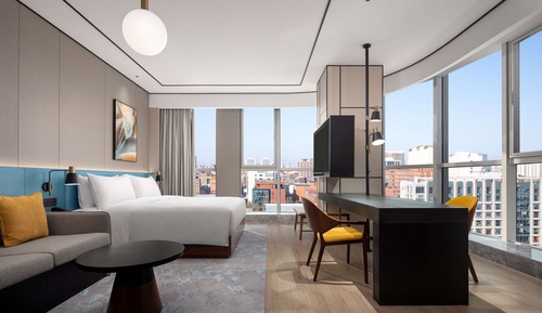 Premium Room, 1 King Bed