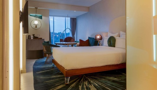 Superior Room, 1 King Bed (Forest View)
