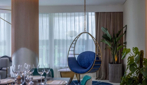 Suite, 1 King Bed, Balcony