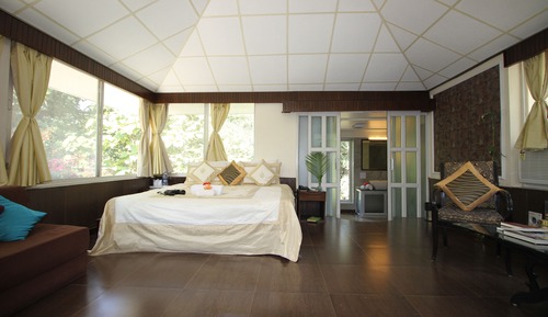 Deluxe Cottage