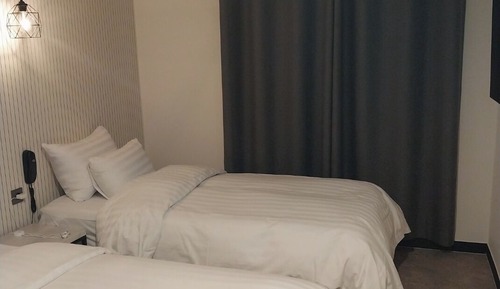 Luxury Twin Room