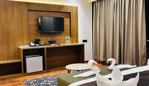 Honeymoon Room