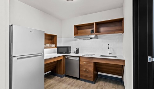 Suite, 2 Queen Beds, Accessible, Non Smoking (Accessible Tub)