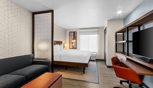 Suite, 1 King Bed, Non Smoking