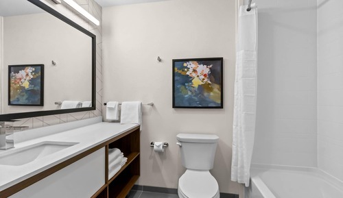 Suite, 2 Queen Beds, Non Smoking