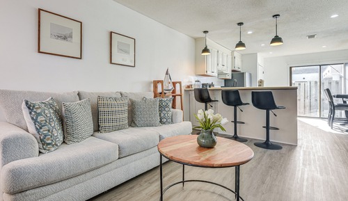 Apartment (2 Bedrooms)