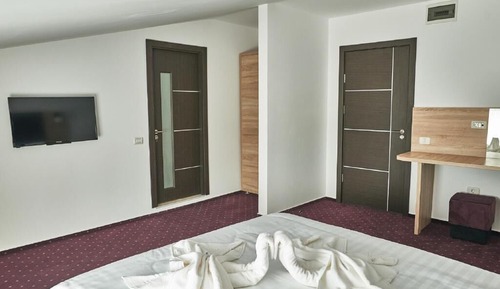 Standard Room, 1 Queen Bed with Sofa bed