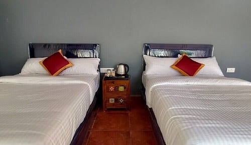 Honeymoon Room