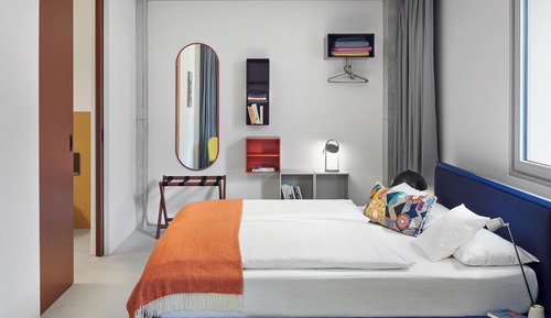 Design Apartment, 1 Queen Bed, Non Smoking, Allergy Friendly