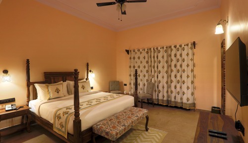 Club Royal Cottage with Deep Pool