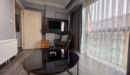 Deluxe Condo